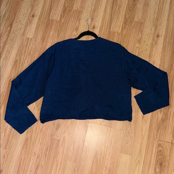 King & Tuckfield Wrap Blouse Size Large - Picture 4 of 4